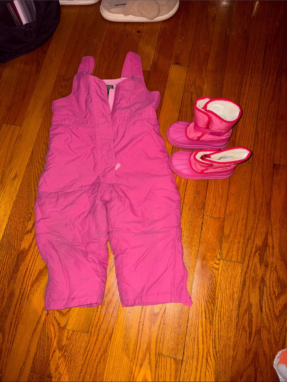 L.L. Bean Bright Pink Toddlers' Snow Bib